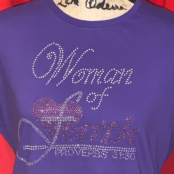 About That Bling Tee “Woman of Faith” - Picture 1 of 1